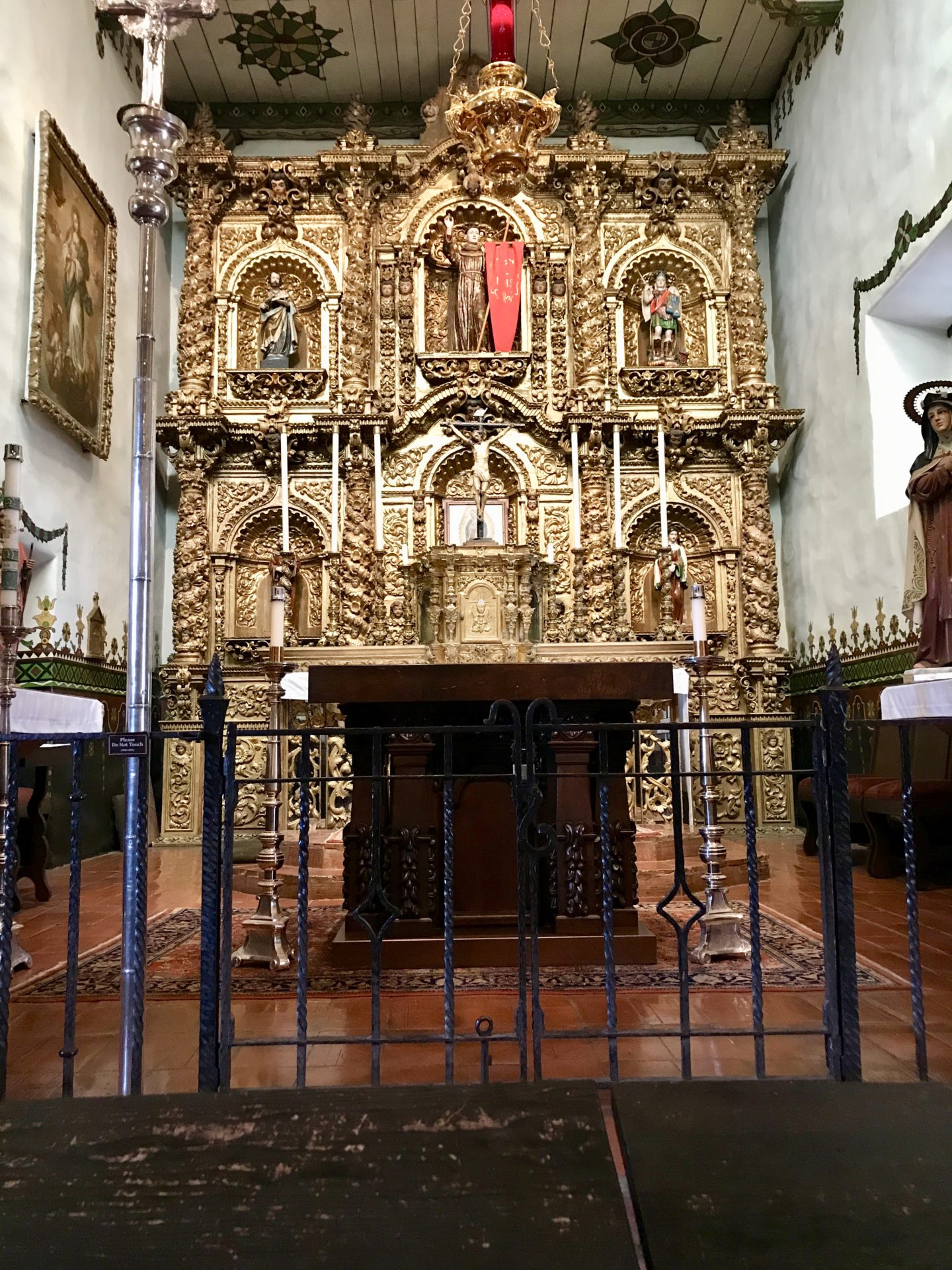 Golden Altar Mission San Juan Capistrano